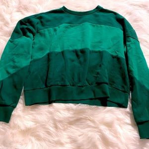 RETRO 80s Inspired Sweater. Green striped, slightly cropped. Forever 21, Size L.